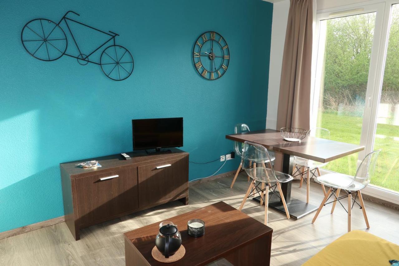 Charmant 2 Pieces Proche D Honfleur, Piscine En Saison, Parking Gratuit, Wifi Équemauville Eksteriør bilde