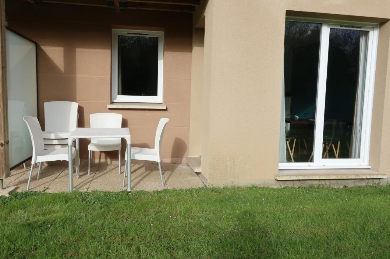 Charmant 2 Pieces Proche D Honfleur, Piscine En Saison, Parking Gratuit, Wifi Équemauville Eksteriør bilde