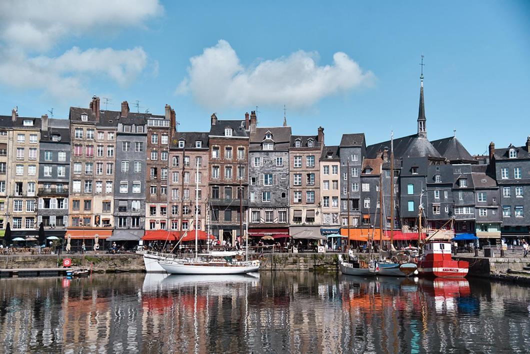 Charmant 2 Pieces Proche D Honfleur, Piscine En Saison, Parking Gratuit, Wifi Équemauville Eksteriør bilde